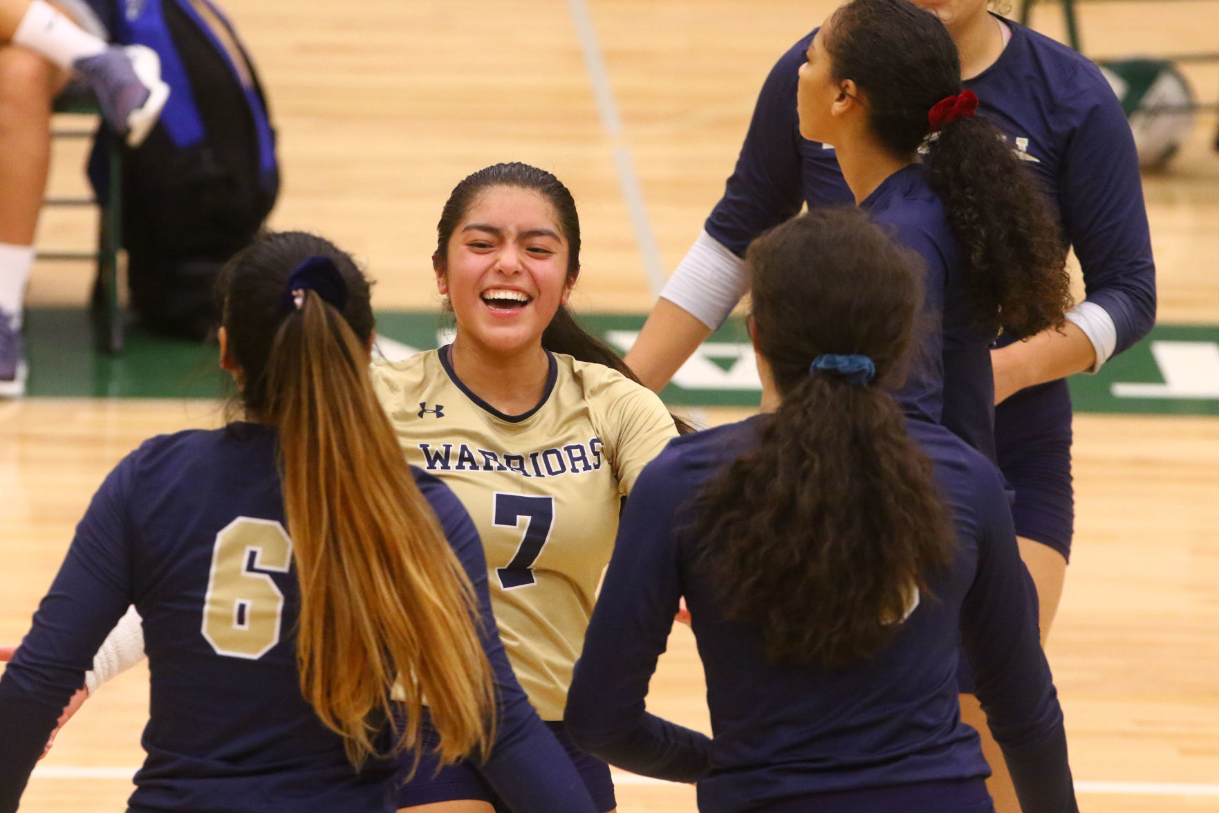 Gallery: Bishop Noll at Illiana Christian volleyball